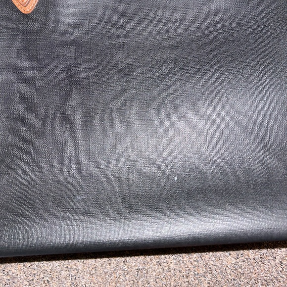 Fossil Tote - Picture 5 of 14